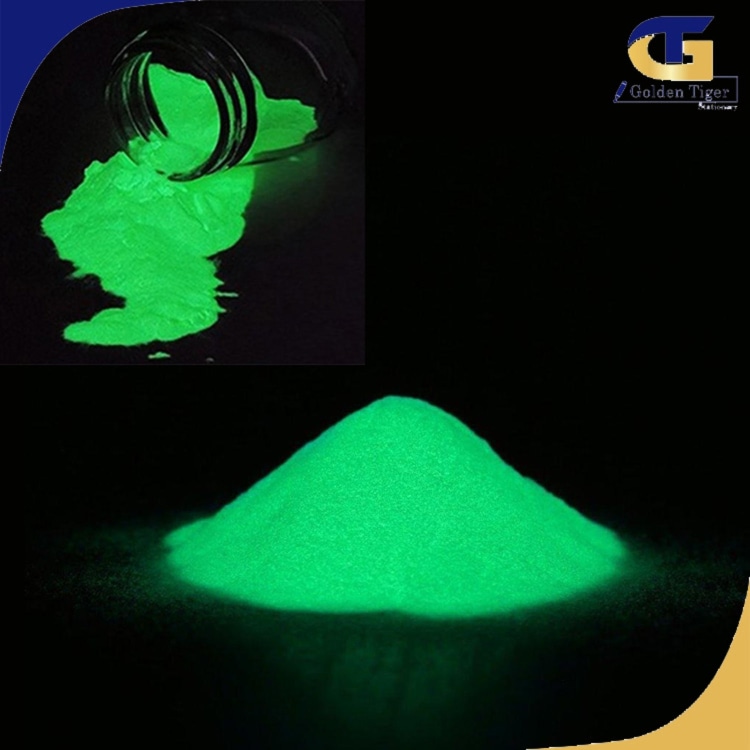 Noctilucent powder (Glow in the Dark)