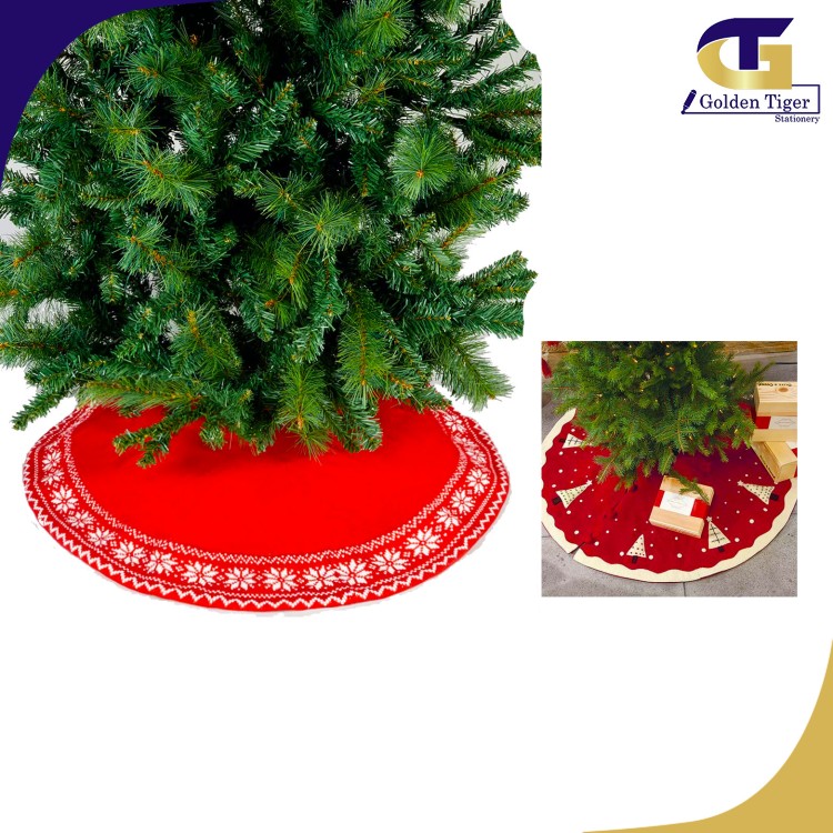Christmas Tree Clothing (သစ်ပင်အောက်ခင်းအဝတ်စ)